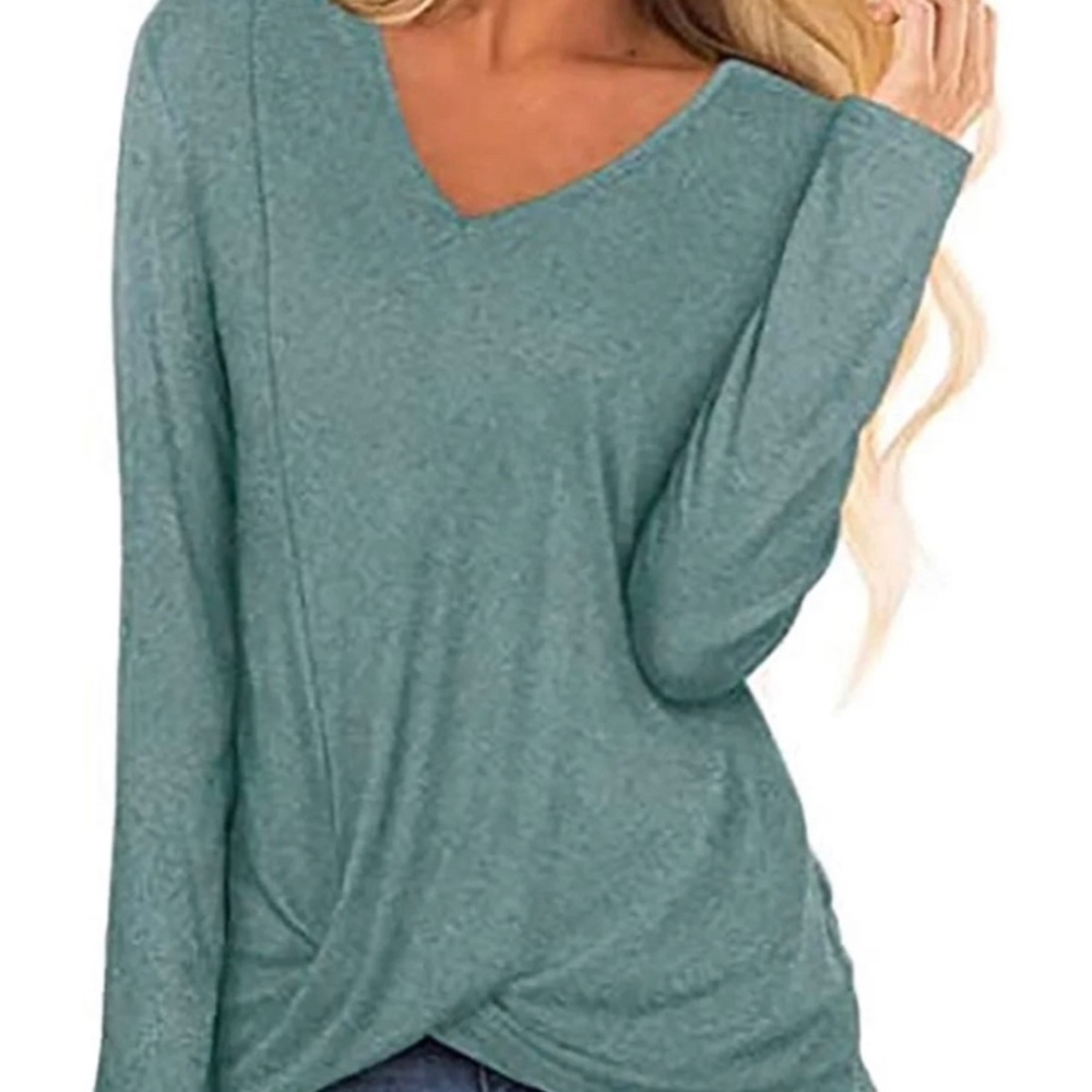 Women Twist Knit tops
